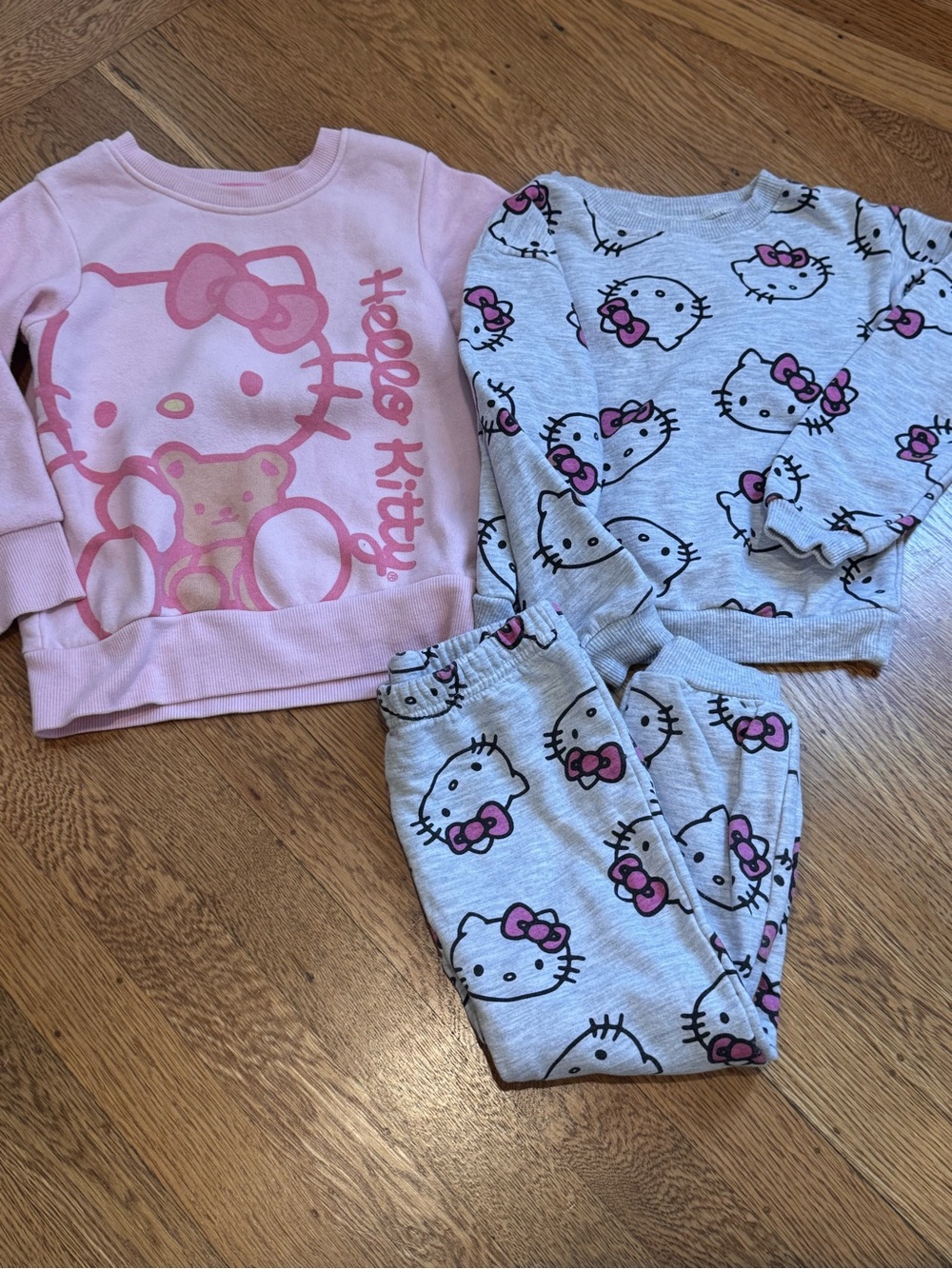 Hello Kitty 3T bundle Pink and Gray Girls Sweatshirt Set Sanrio